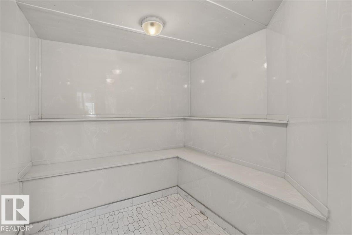 #116 237 YOUVILLE DR E NW - 43