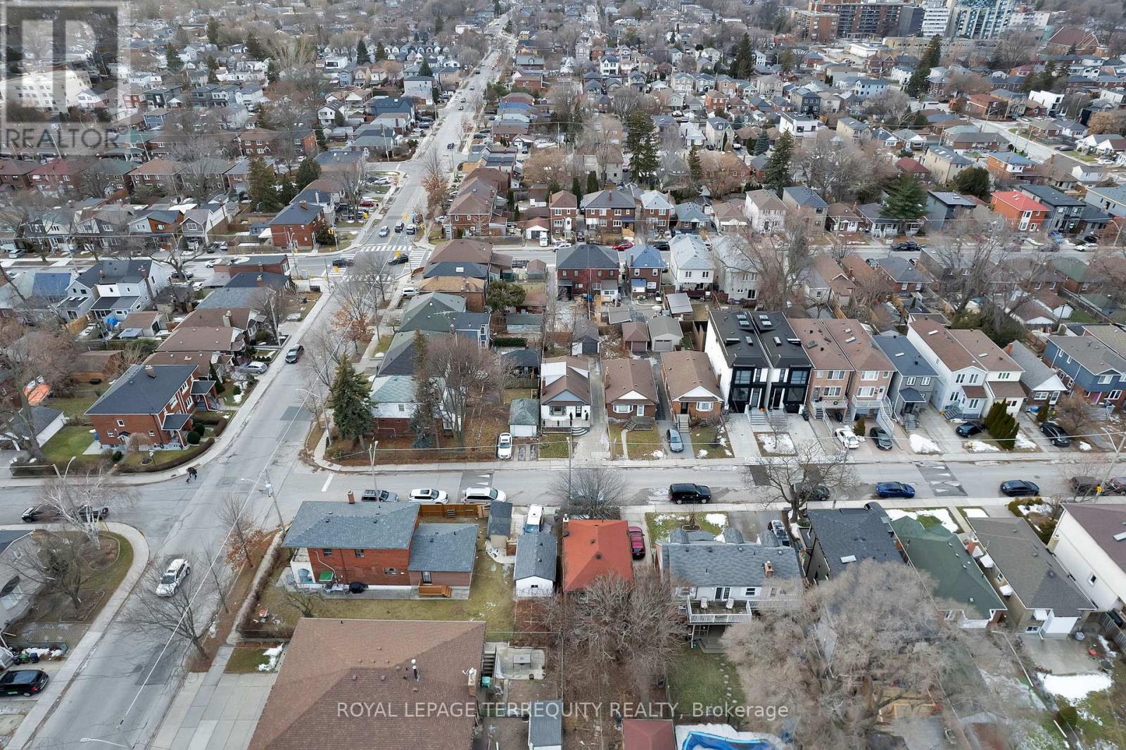 40 LEROY AVENUE - 49