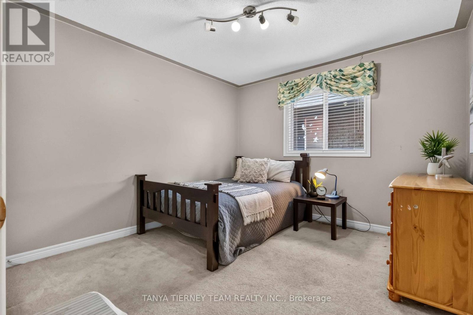 1775 SPARTAN COURT - 38
