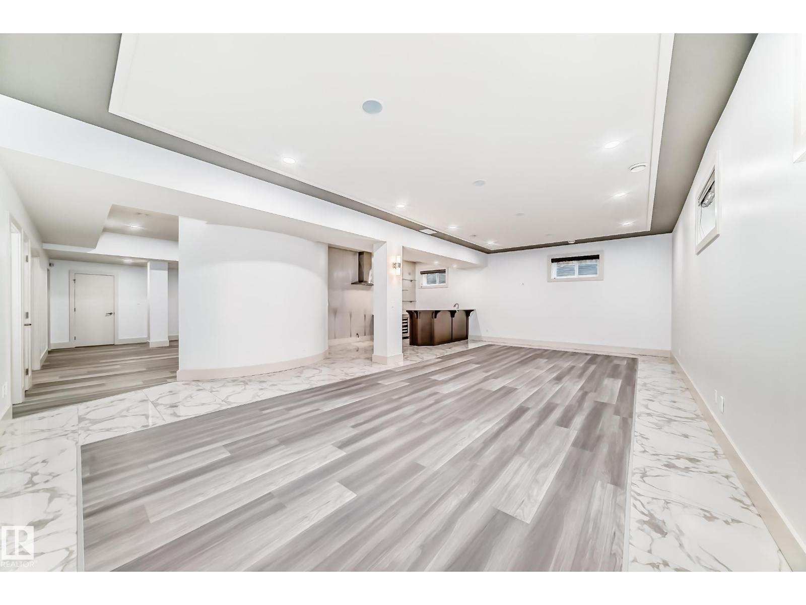 5511 MCLUHAN BLUFF BL NW - 55