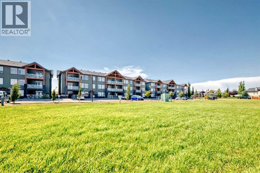 #115 1005A Westmount Drive - 44