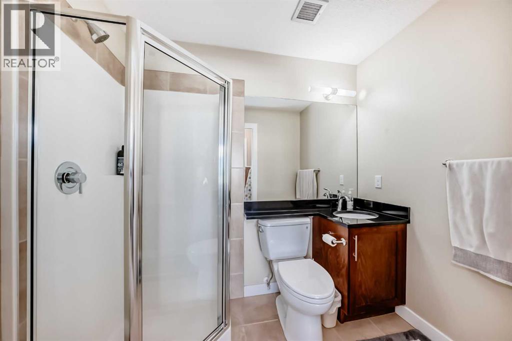 #115 1005A Westmount Drive - 25