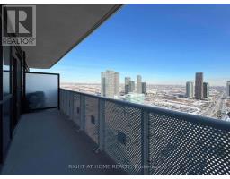 3907 - 8 Interchange Way, Vaughan, ON L4K0R2 Photo 11