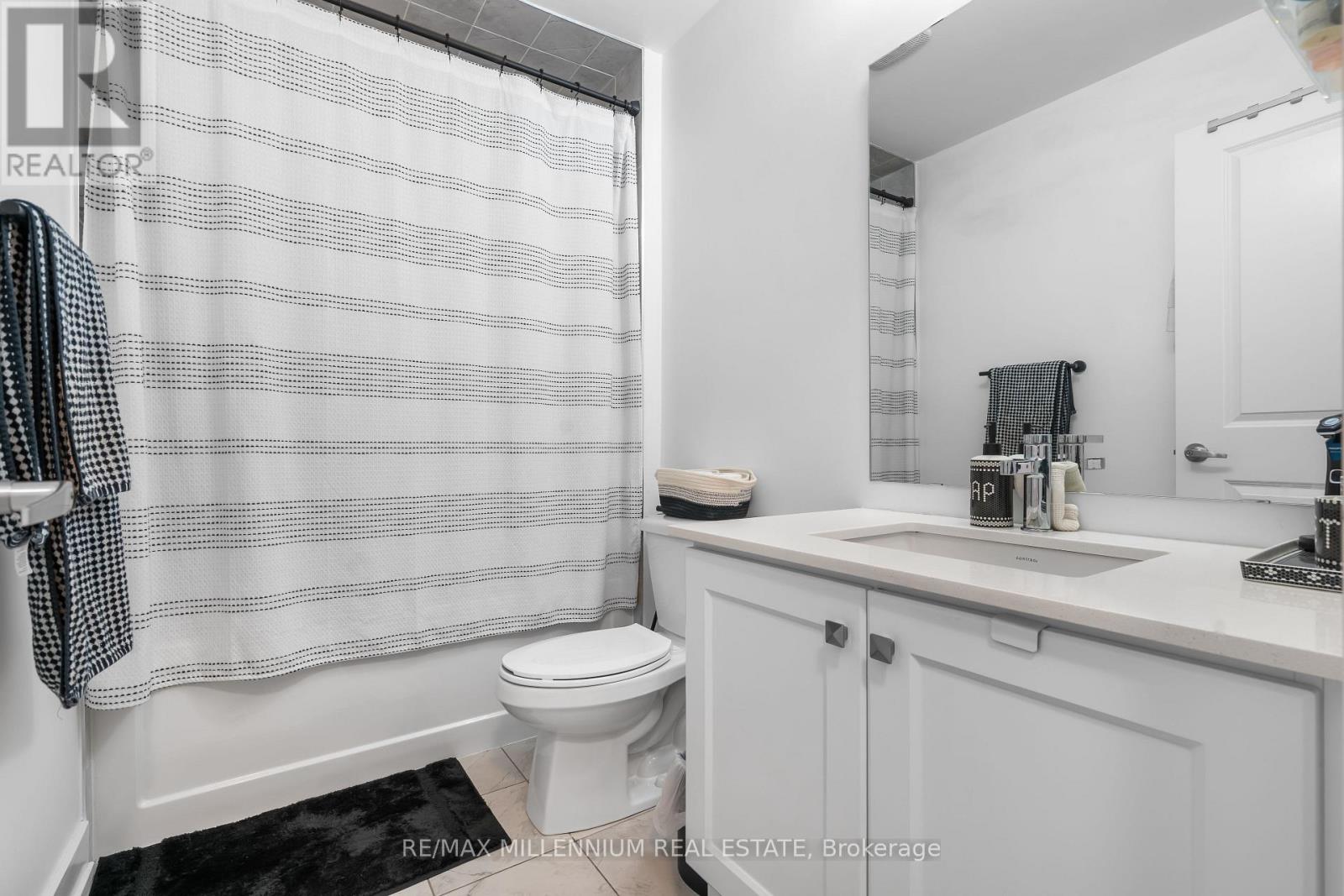 #U208 9560 ISLINGTON AVENUE - 20