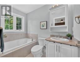 346 Doak Lane, Newmarket, ON L3Y0A7 Photo 15