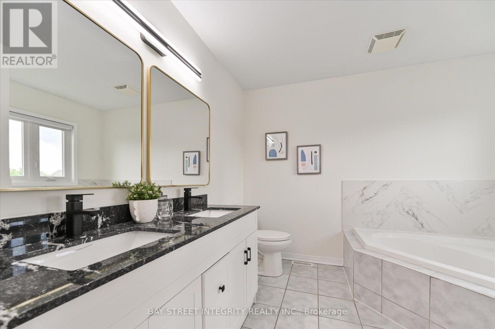 9096 DUFFERIN STREET N - Image 26