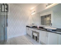 125 Gardiner Drive N, Bradford West Gwillimbury, ON L3Z0J6 Photo 19