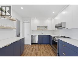 575 Gleneagles Drive, Kamloops, BC V2E1X1 Photo 12