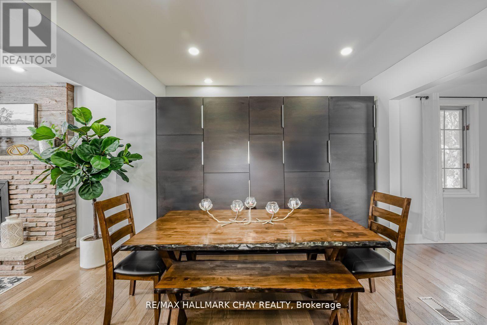 17 WALKER AVENUE - 6