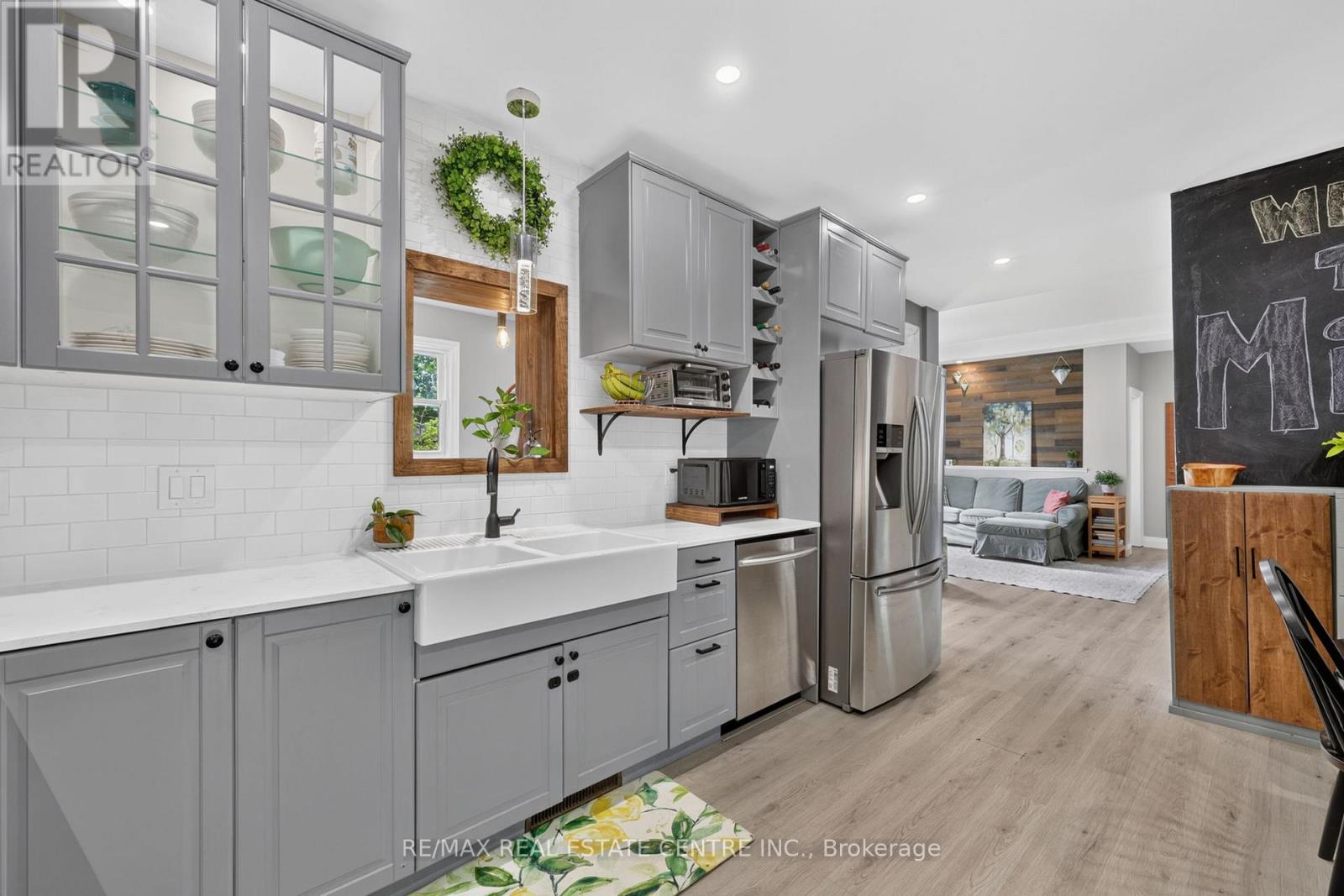 77 MILL STREET - 10