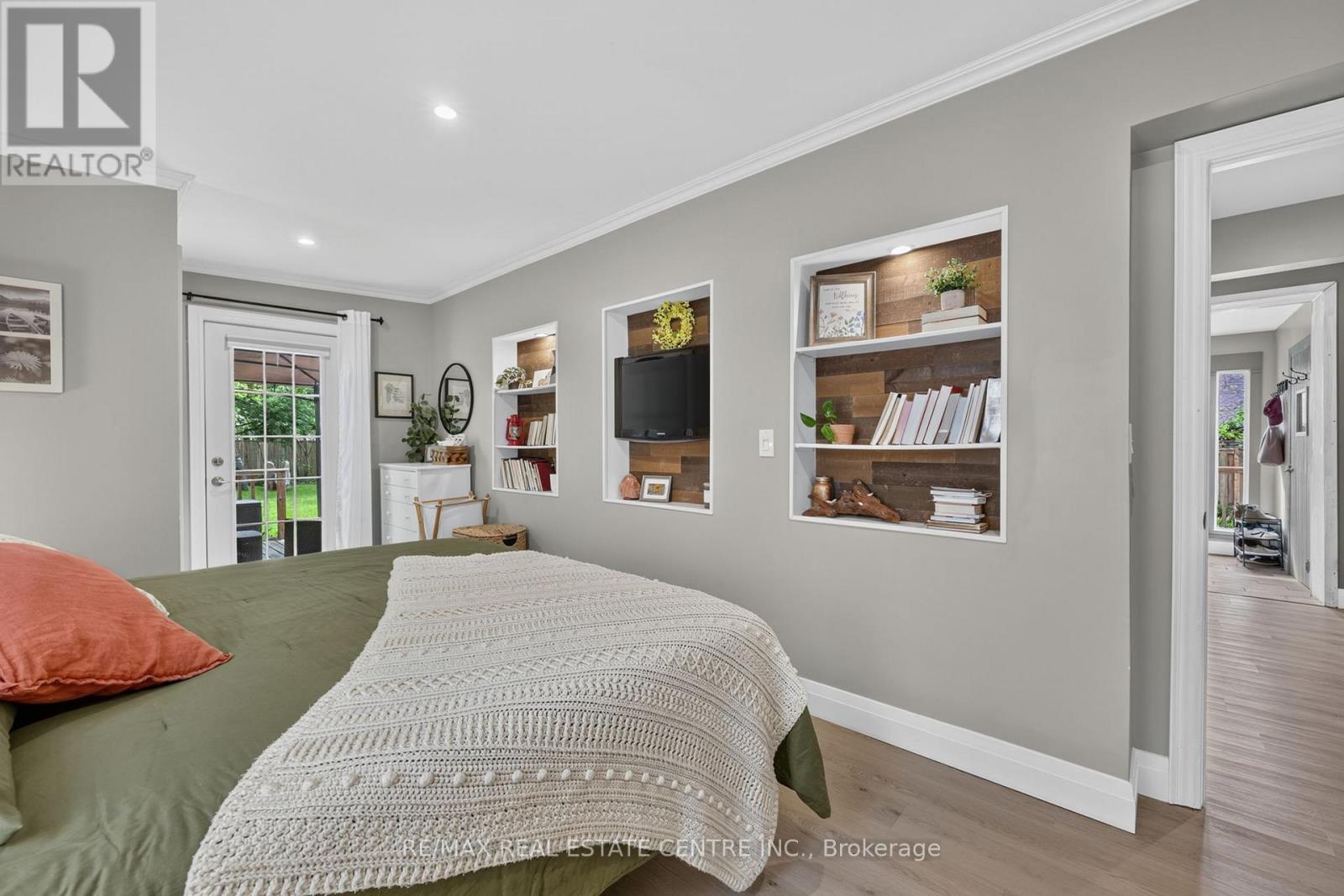 77 MILL STREET - 20