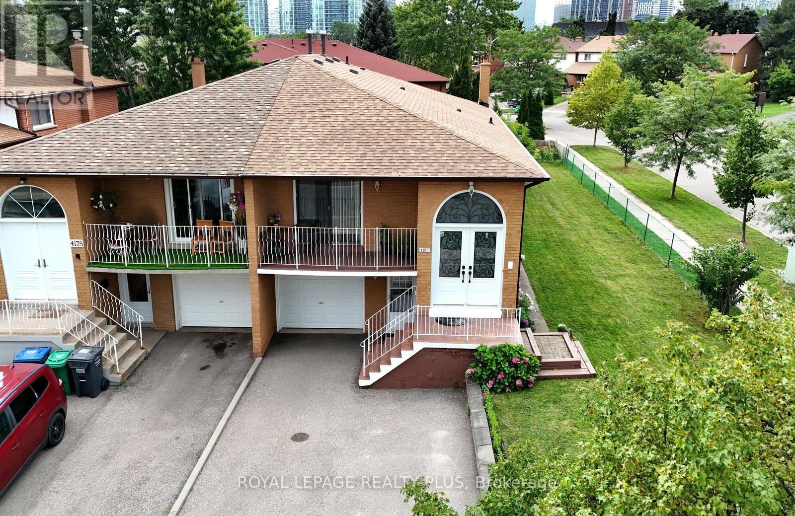 4180 DURSLEY CRESCENT - 1