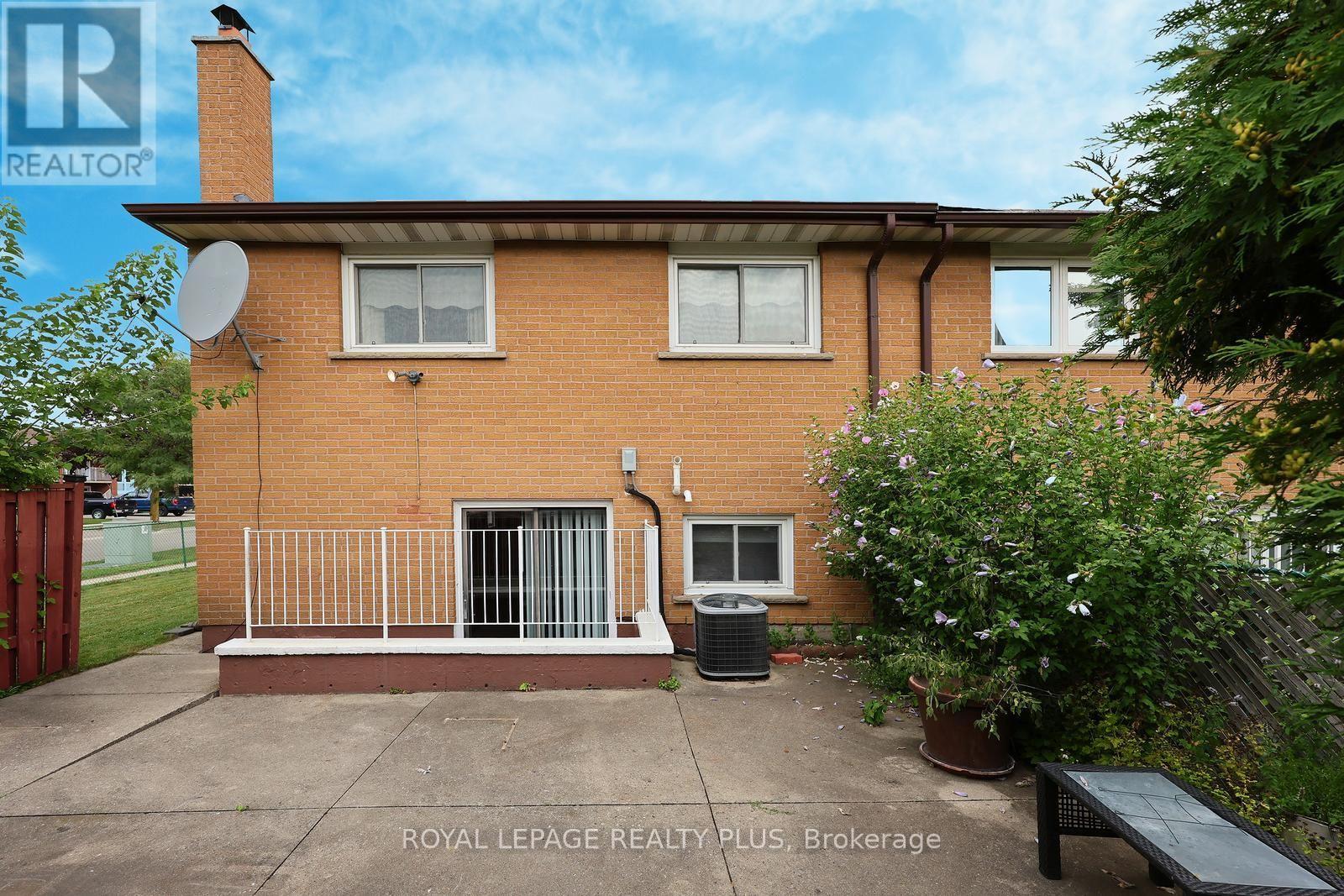 4180 DURSLEY CRESCENT - Image 40