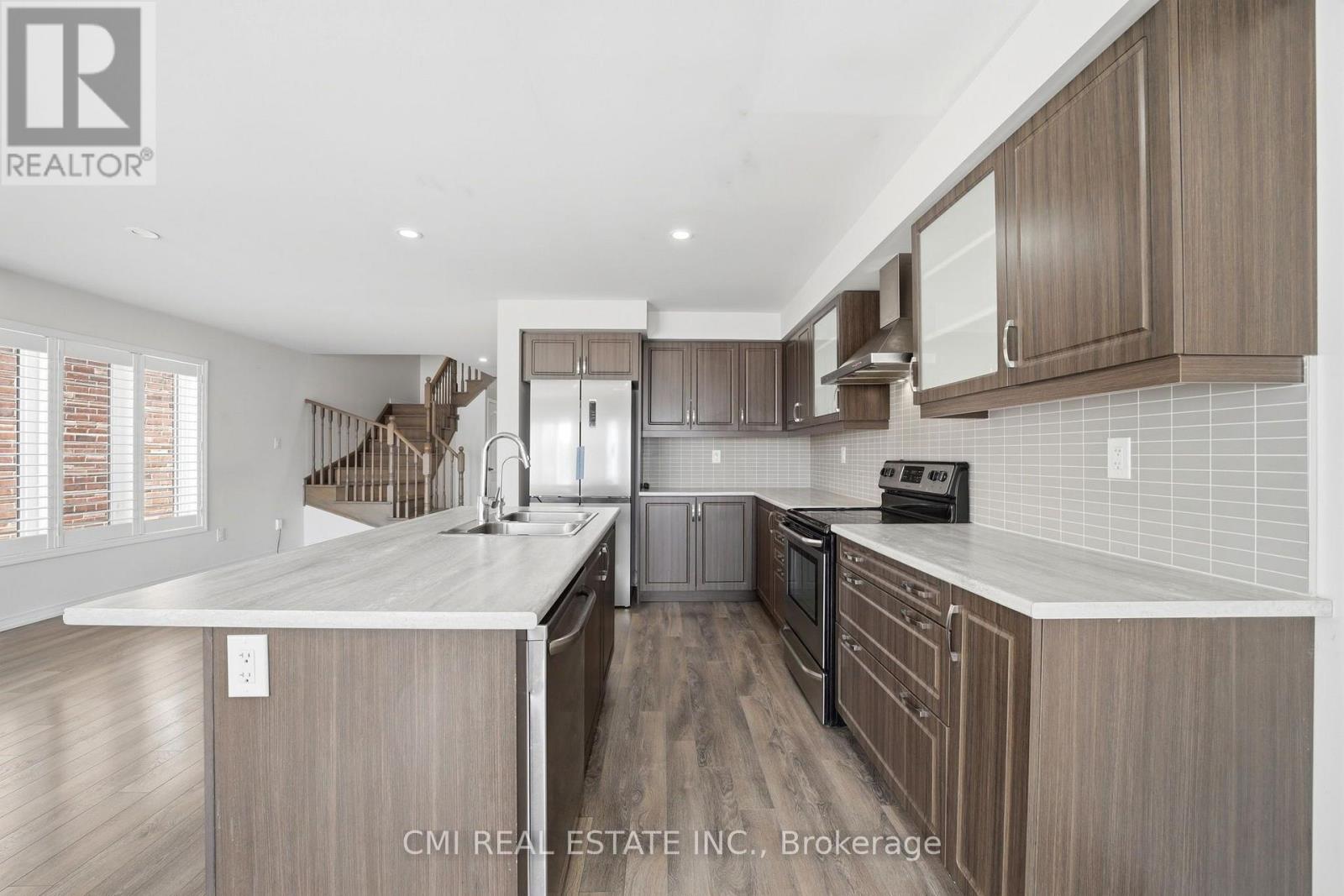 162 GOLDEN SPRINGS DRIVE - 12