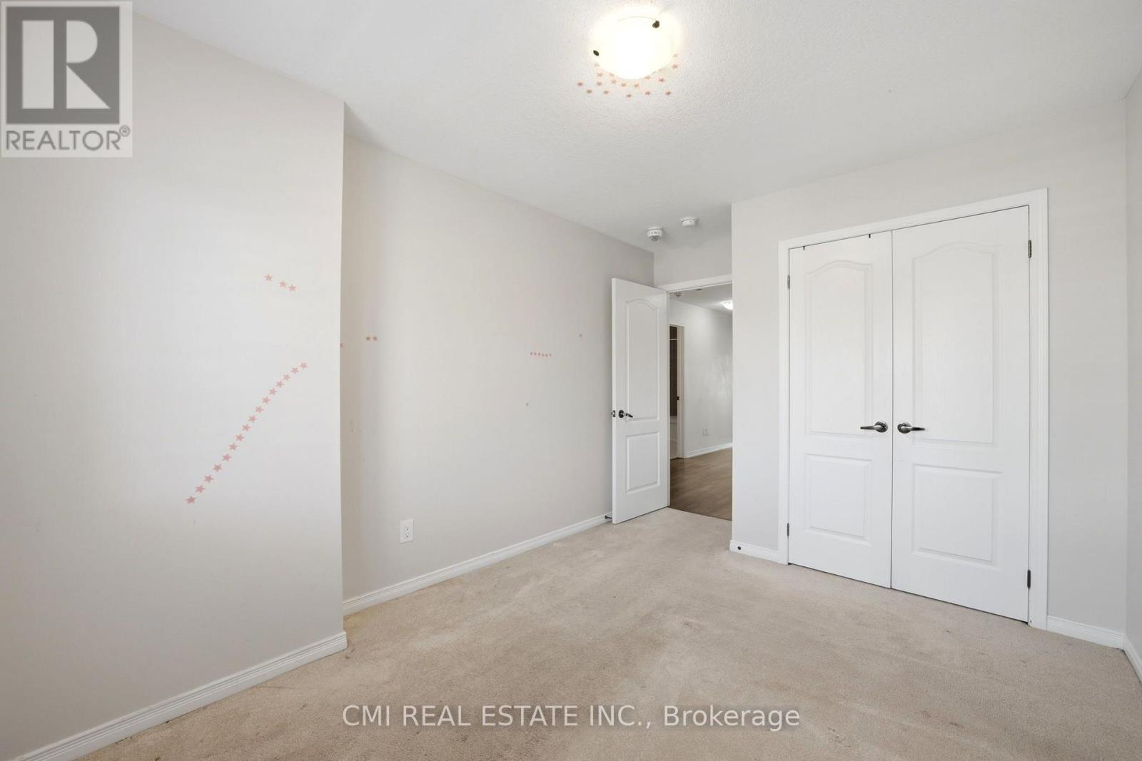 162 GOLDEN SPRINGS DRIVE - 19