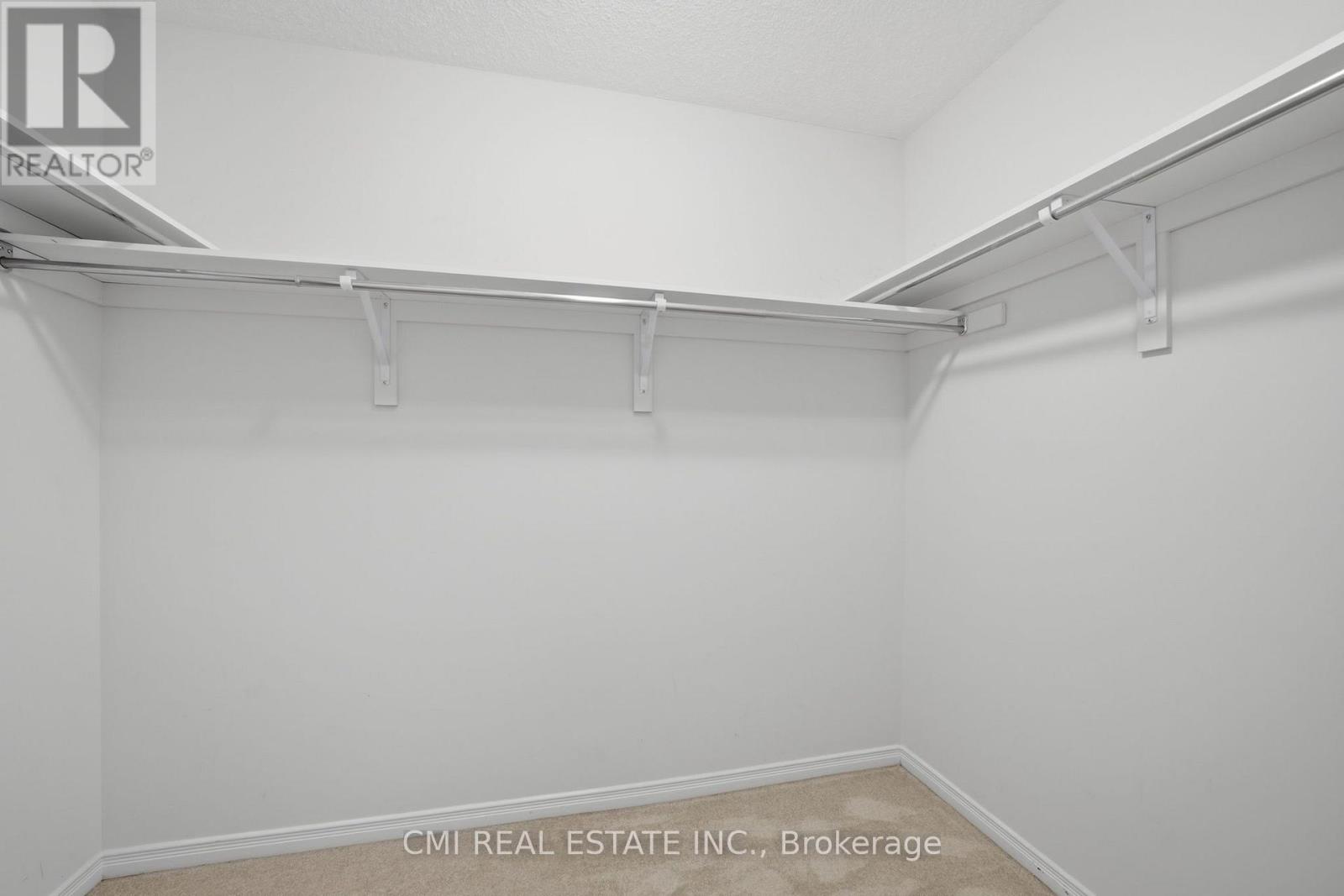 162 GOLDEN SPRINGS DRIVE - Image 30