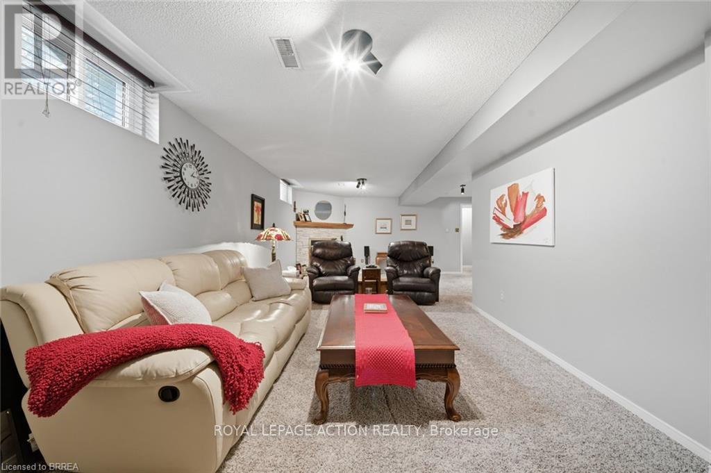 37 MC INTOSH COURT - Image 22
