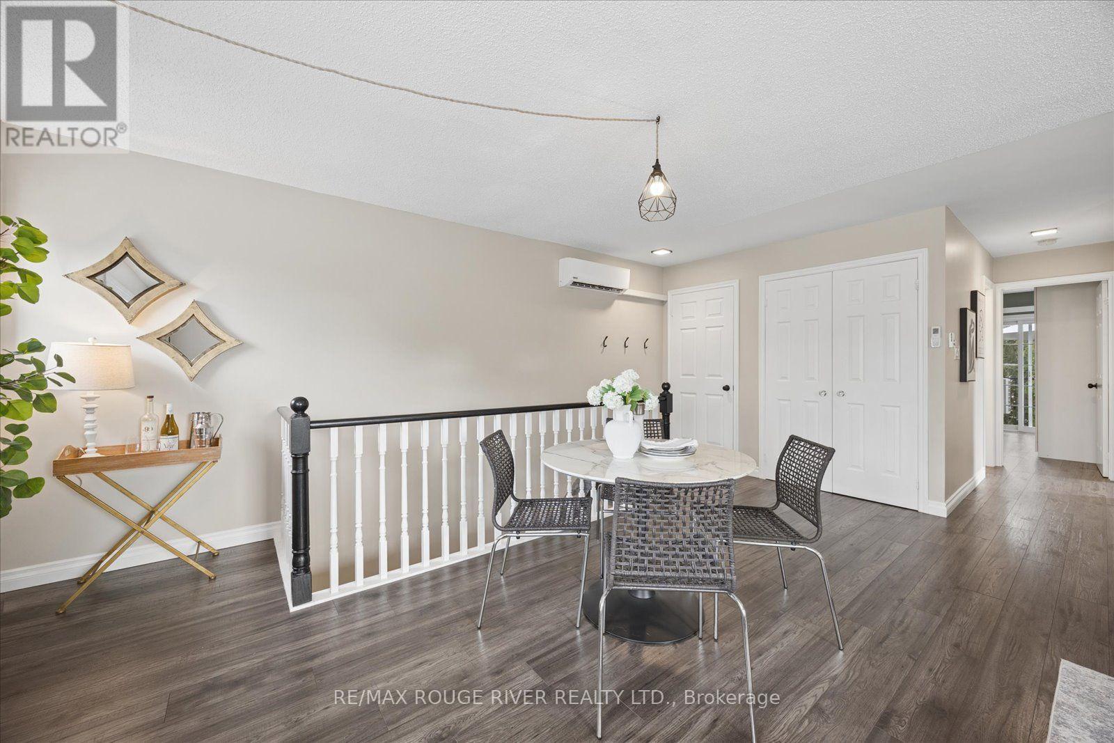 #F205 182 D'ARCY STREET - 4