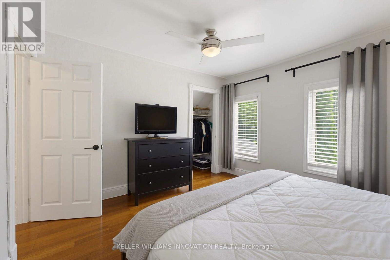 535 ARGYLE AVENUE N - Image 26