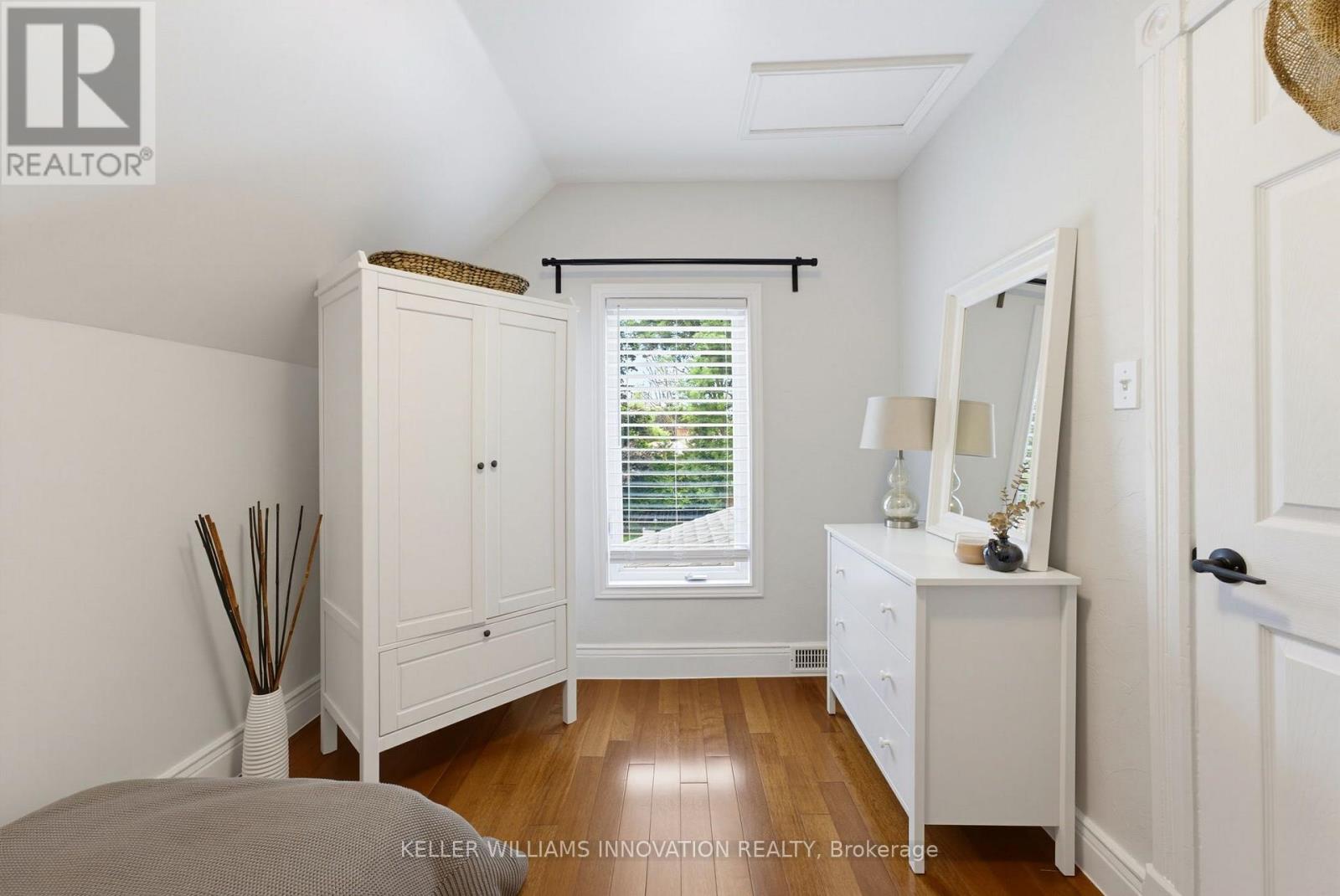 535 ARGYLE AVENUE N - Image 28