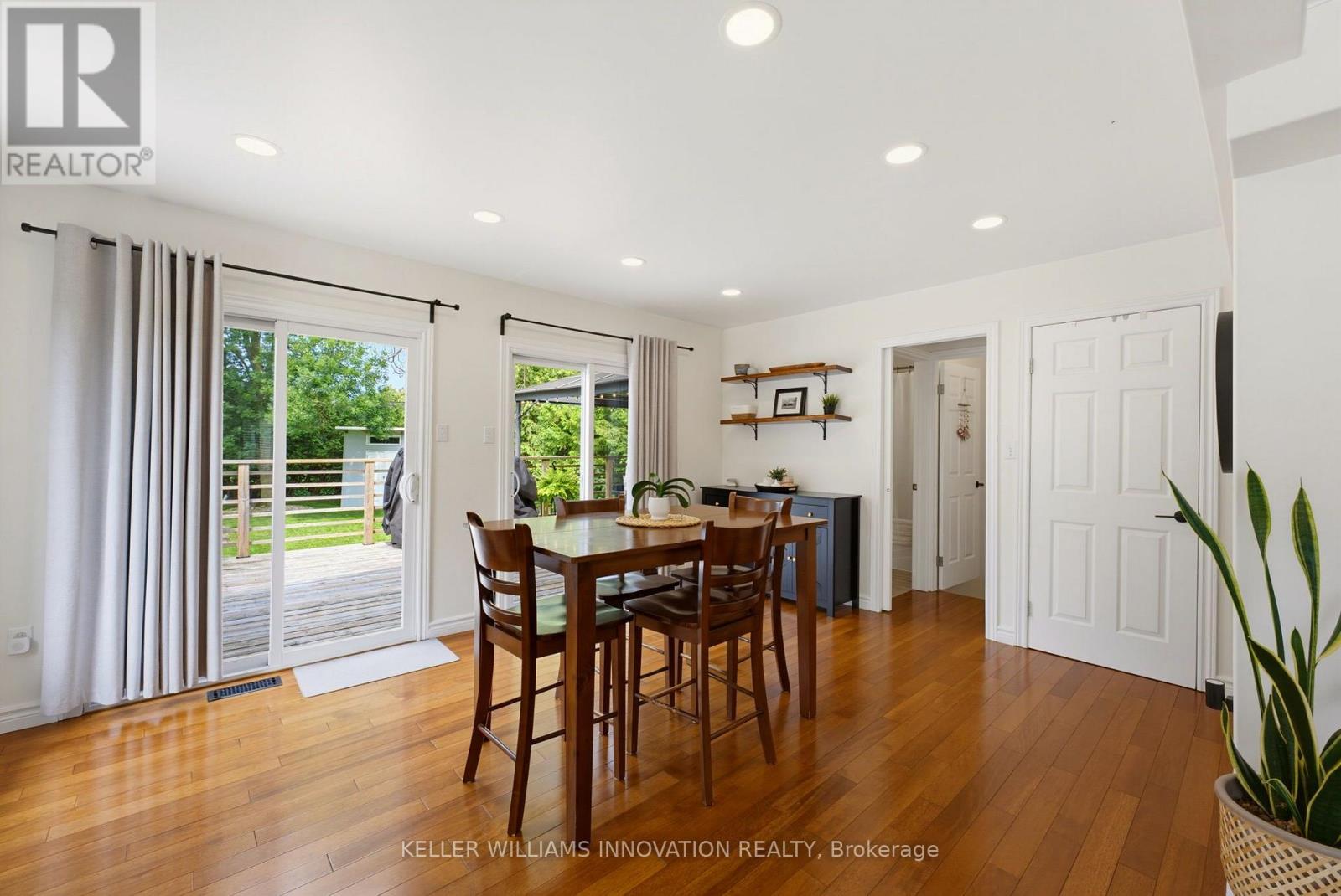 535 ARGYLE AVENUE N - Image 3
