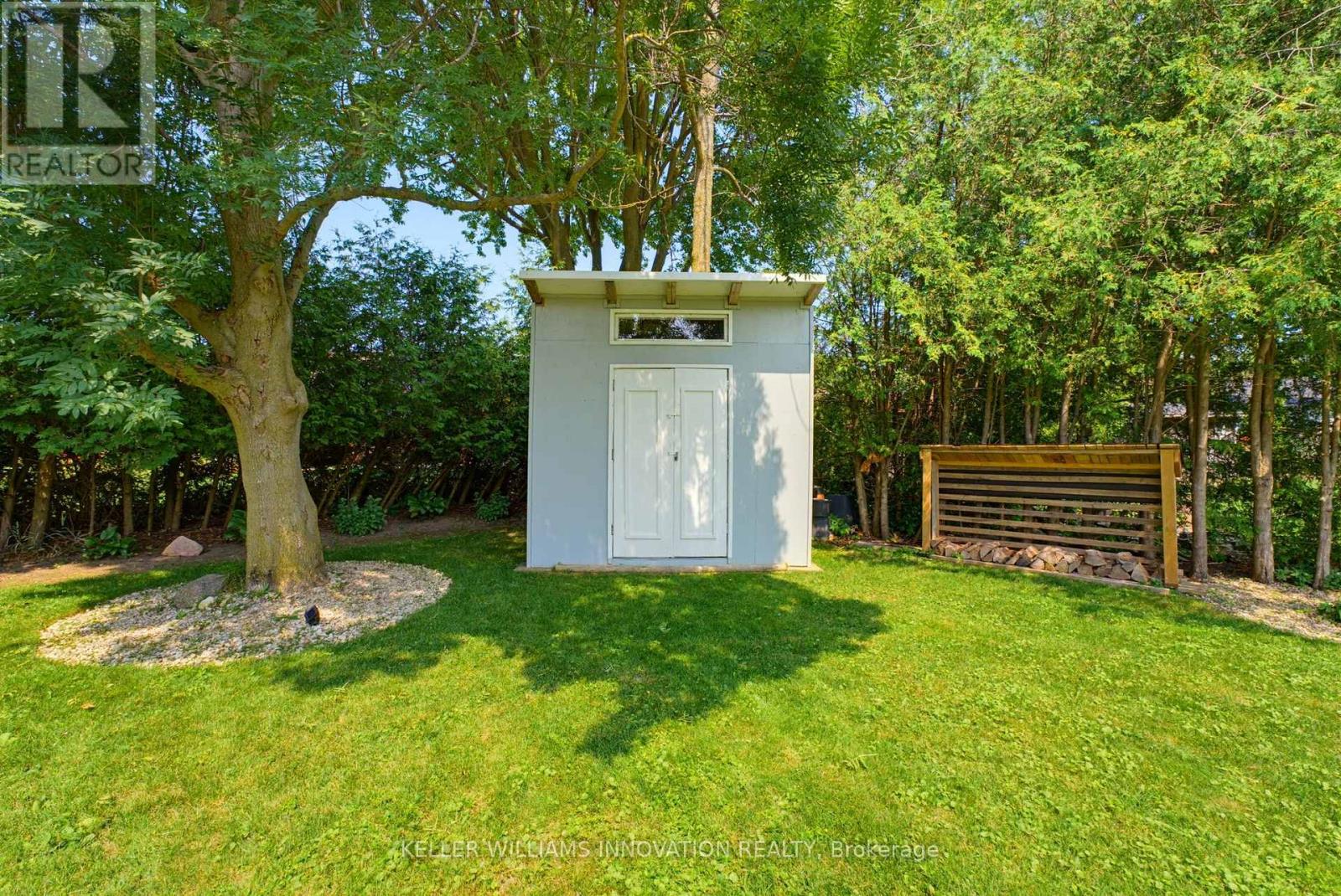 535 ARGYLE AVENUE N - Image 38