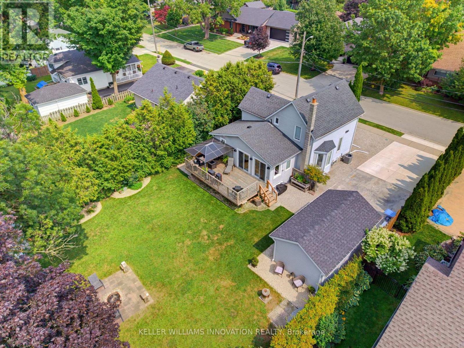 535 ARGYLE AVENUE N - Image 5