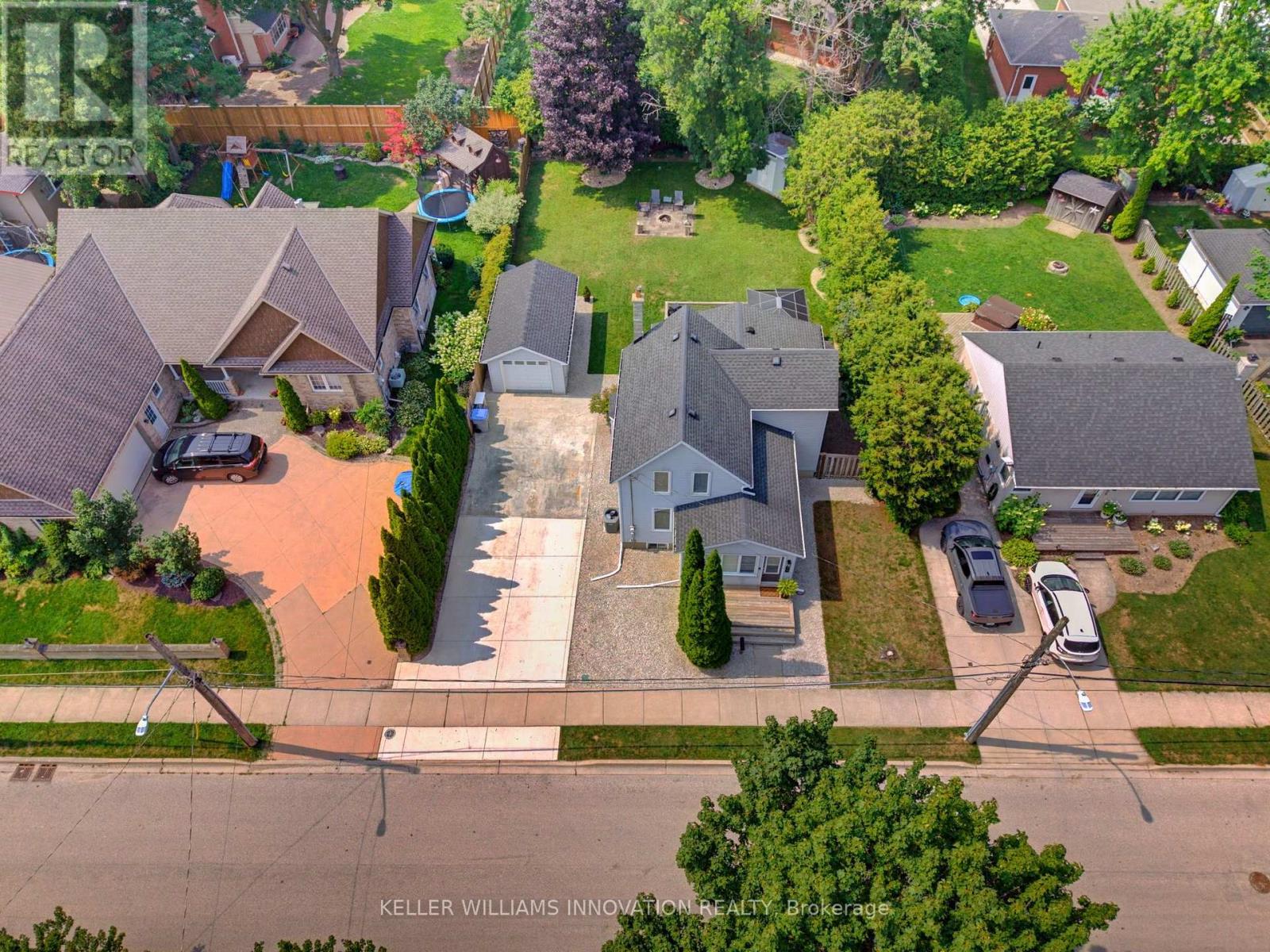 535 ARGYLE AVENUE N - Image 6