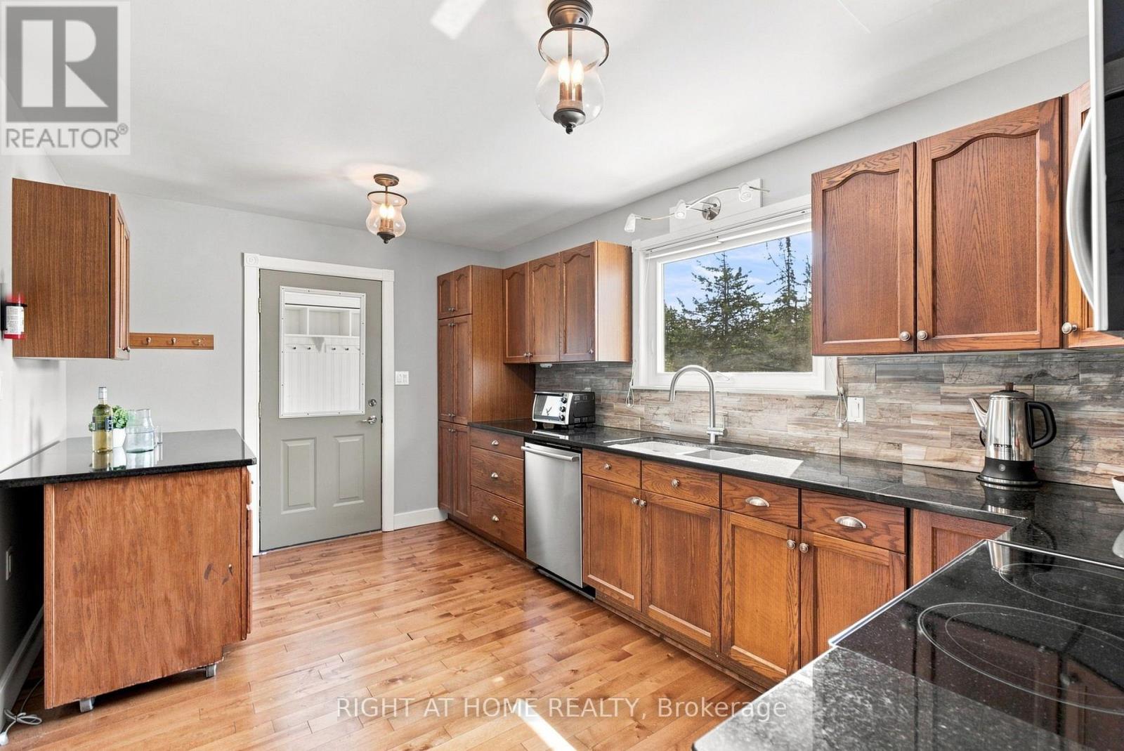 161 PRESTON HILL ROAD - Image 12