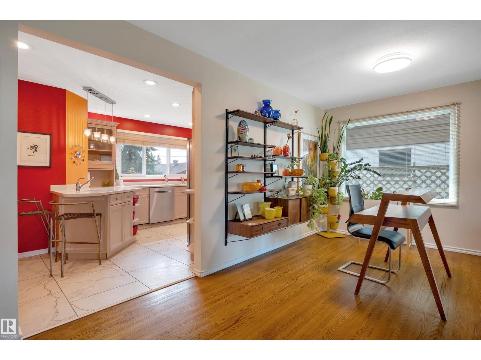 5331 105 Street NW - Photo 11