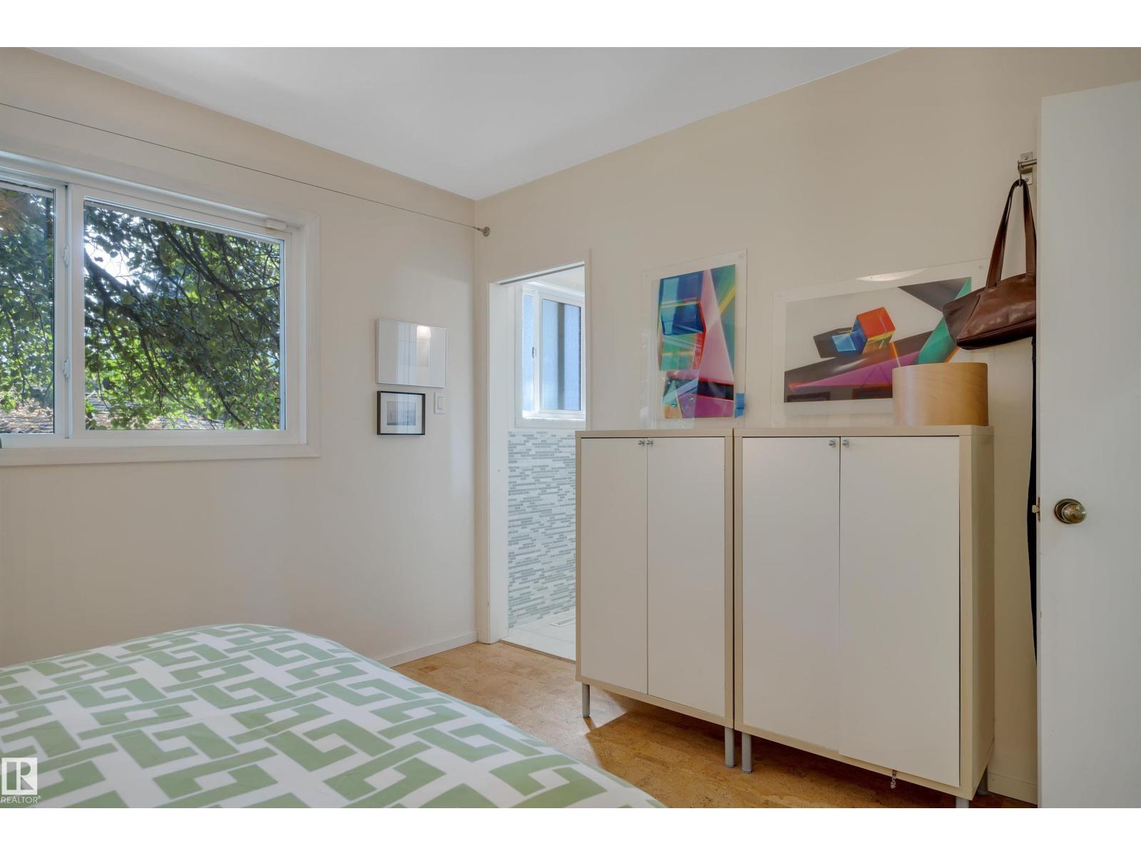 5331 105 ST NW - 23