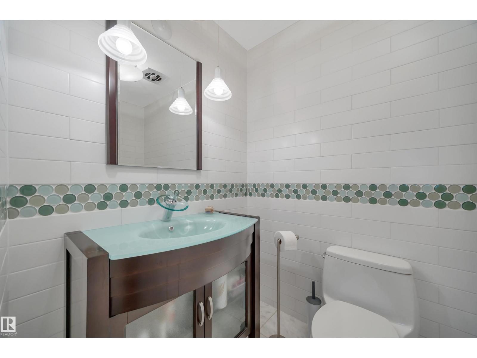 5331 105 ST NW - 28