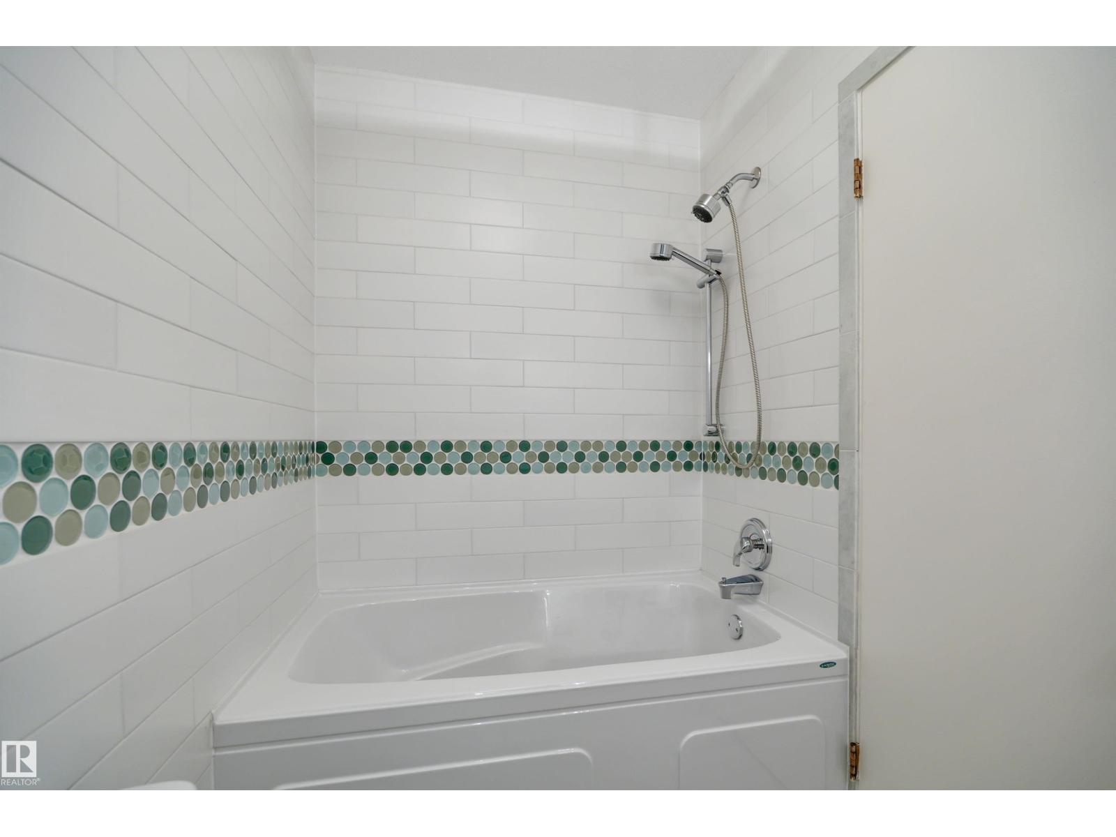 5331 105 ST NW - 29