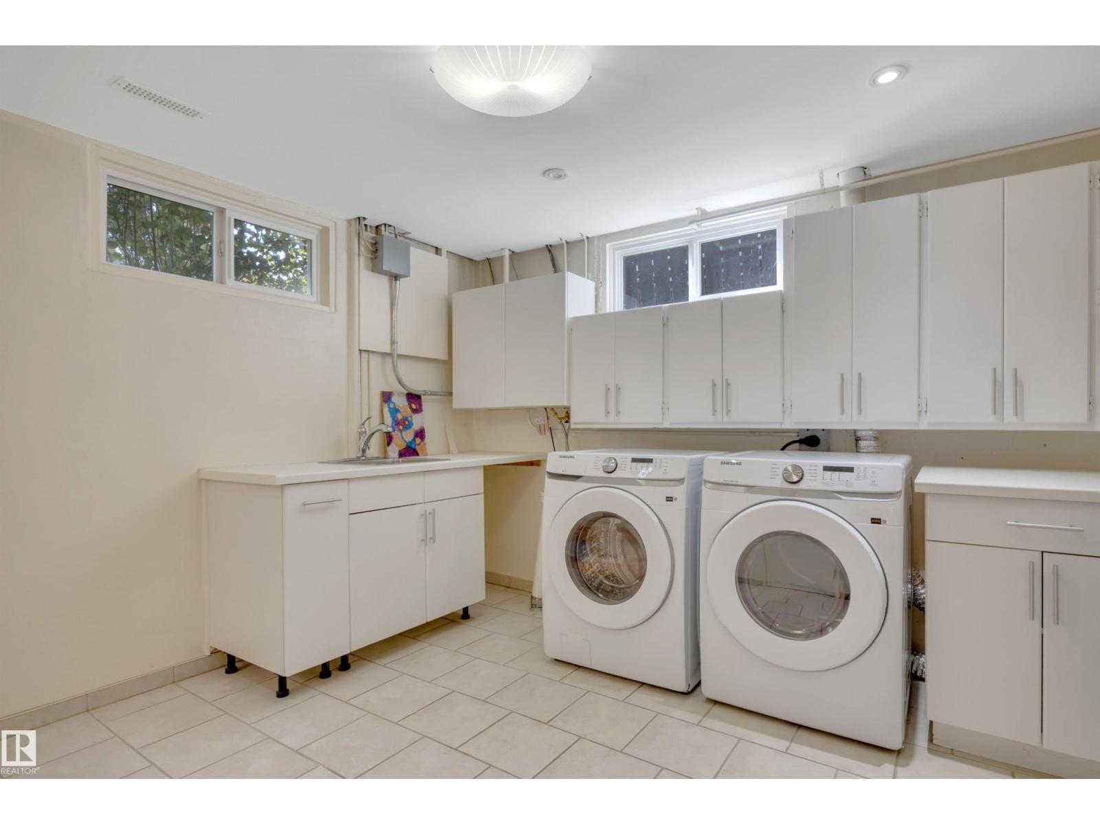 5331 105 ST NW - 32
