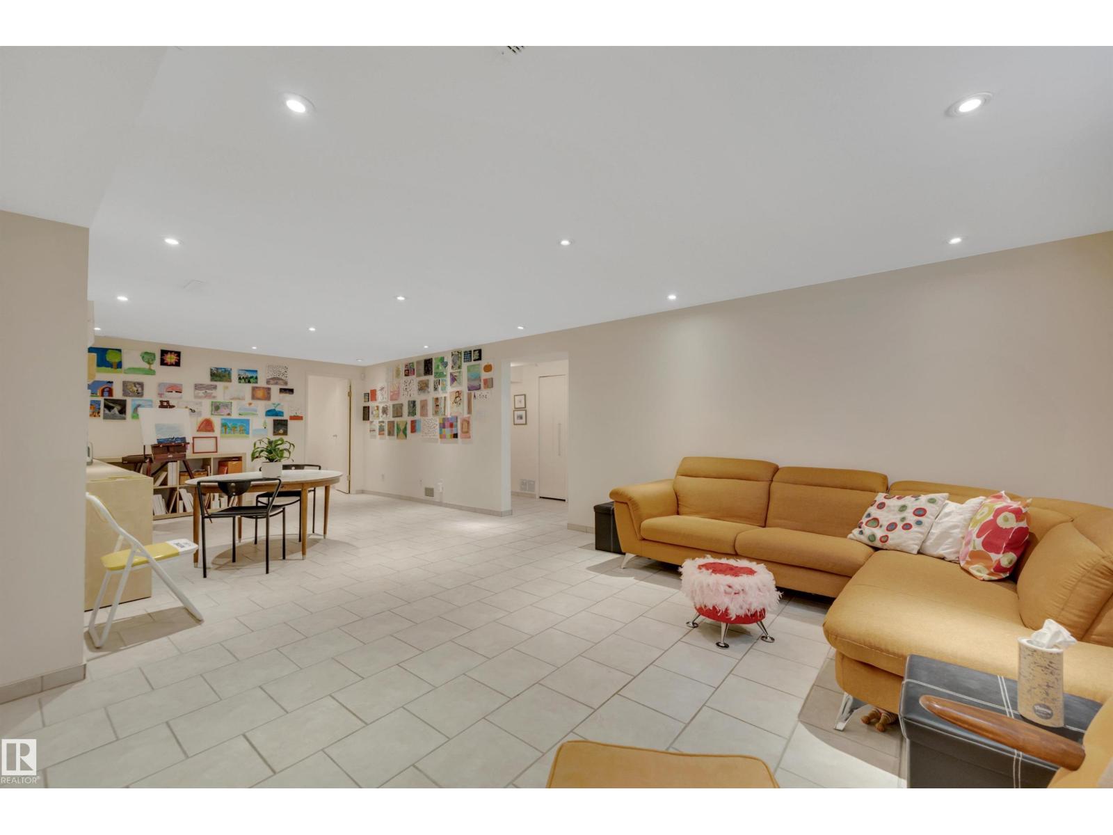 5331 105 Street NW - Photo 37