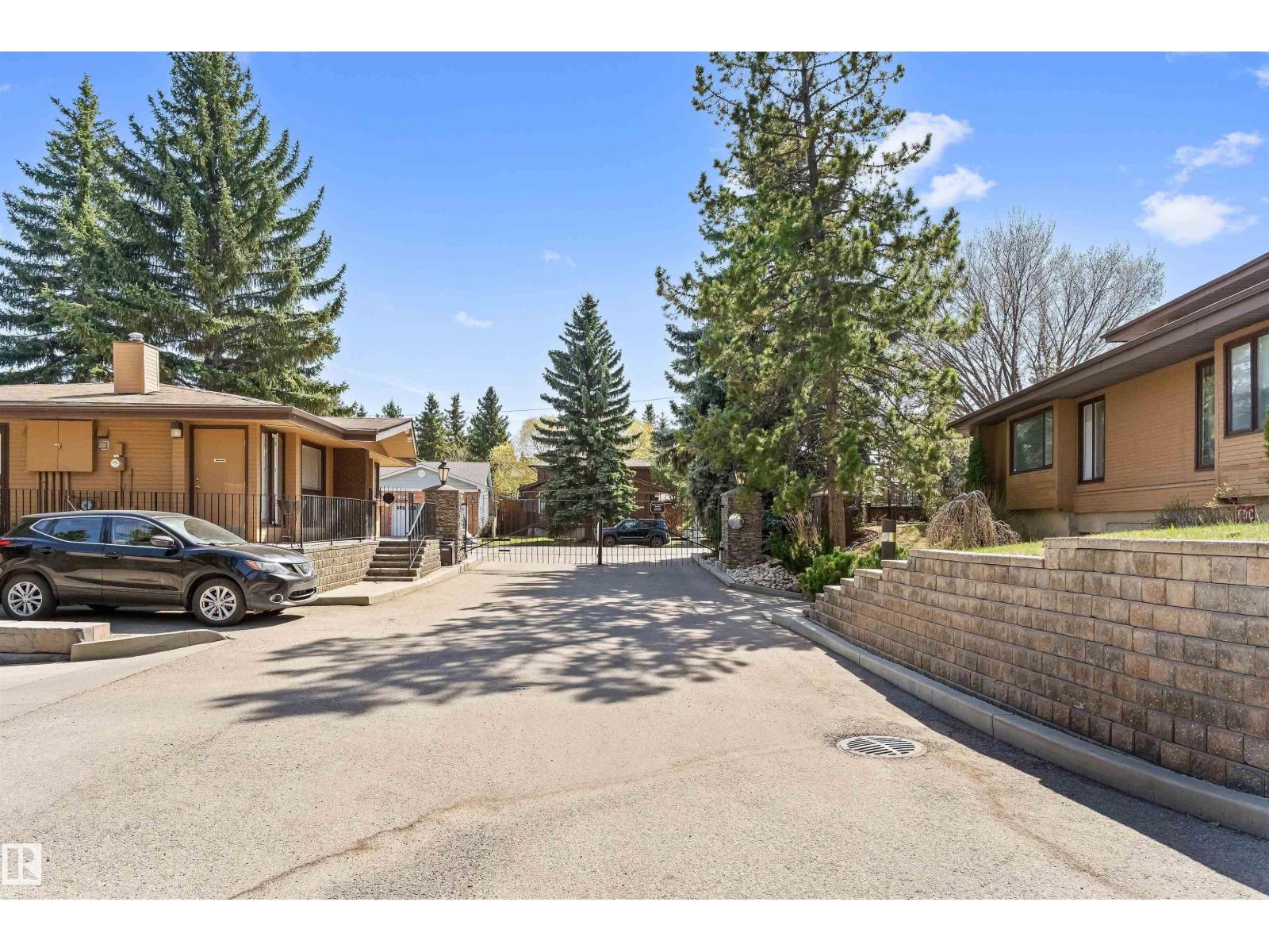 #7 14824 45 AV NW - Image 56