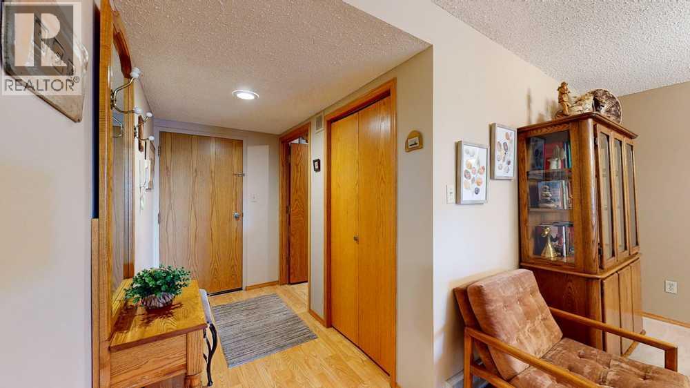 1165 16 Street Northeast - Photo 9