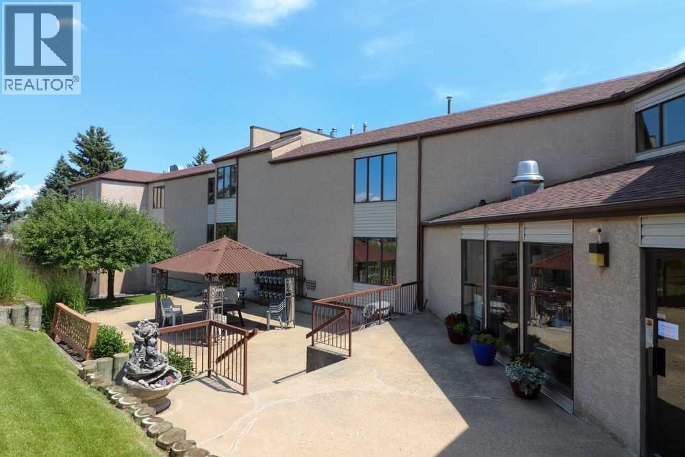 1165 16 Street Northeast - Photo 27