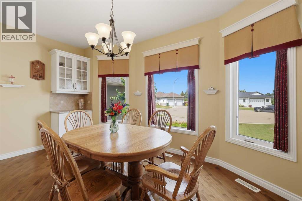 4203 41 Street Close - Photo 12