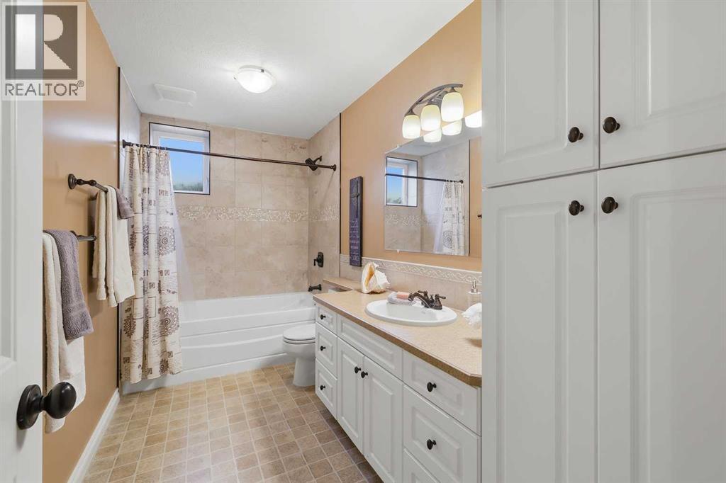 4203 41 Street Close - Photo 28
