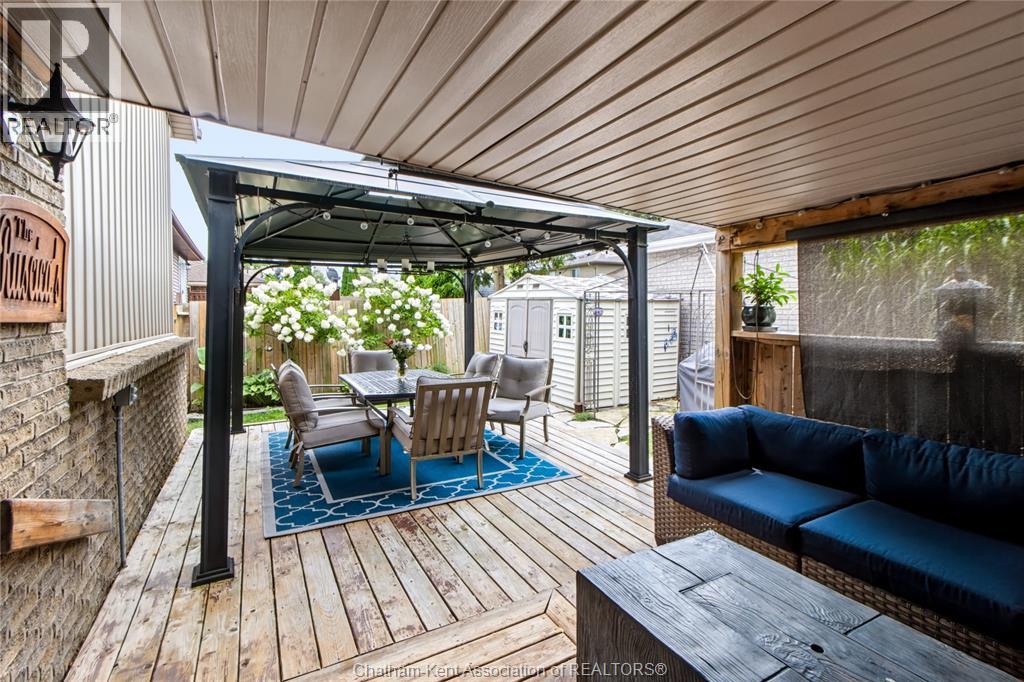 26 EARL DRIVE - 19