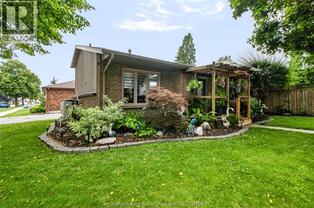 26 EARL DRIVE - 2