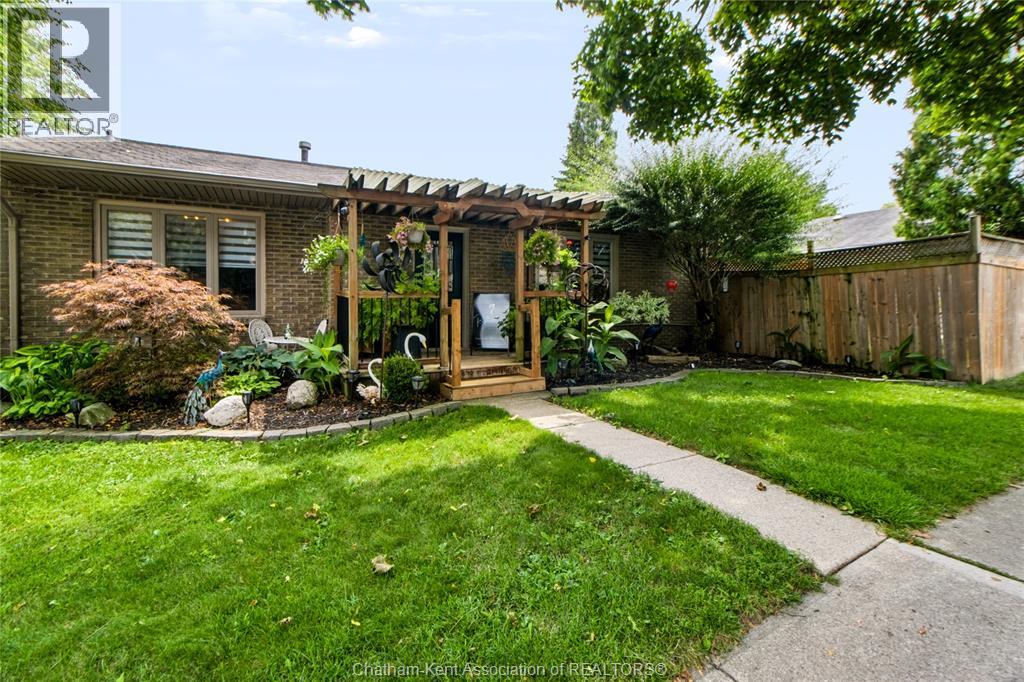 26 EARL DRIVE - 26