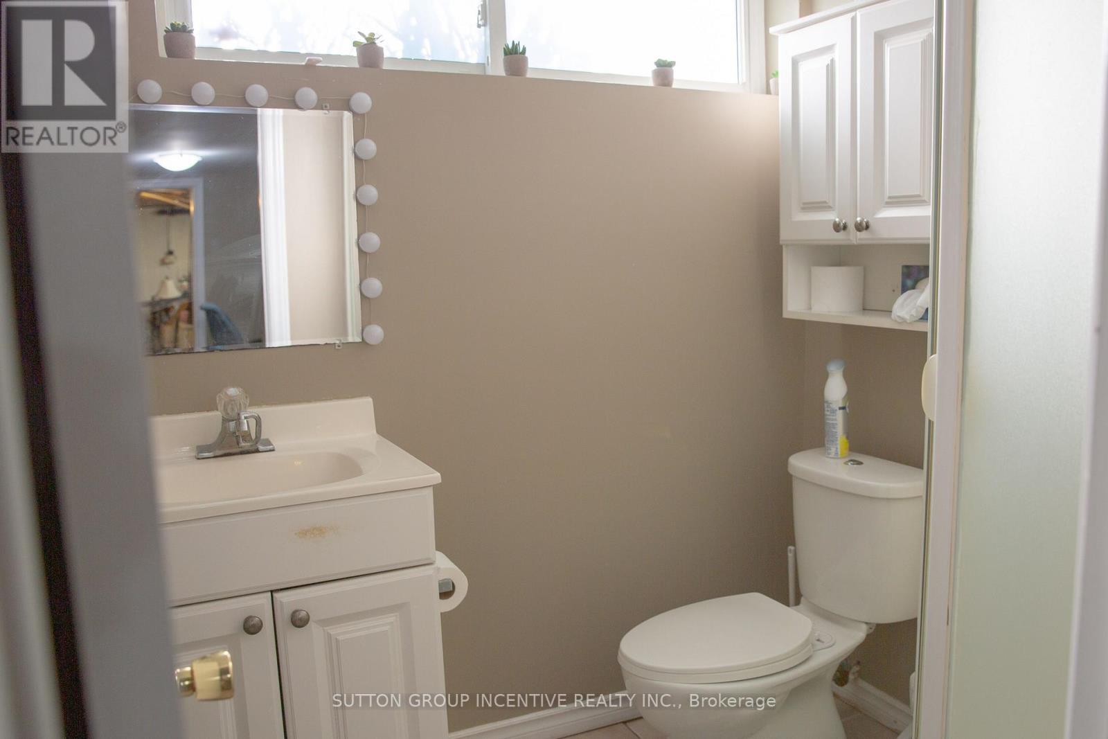 45 BAILEY CRESCENT - Image 29