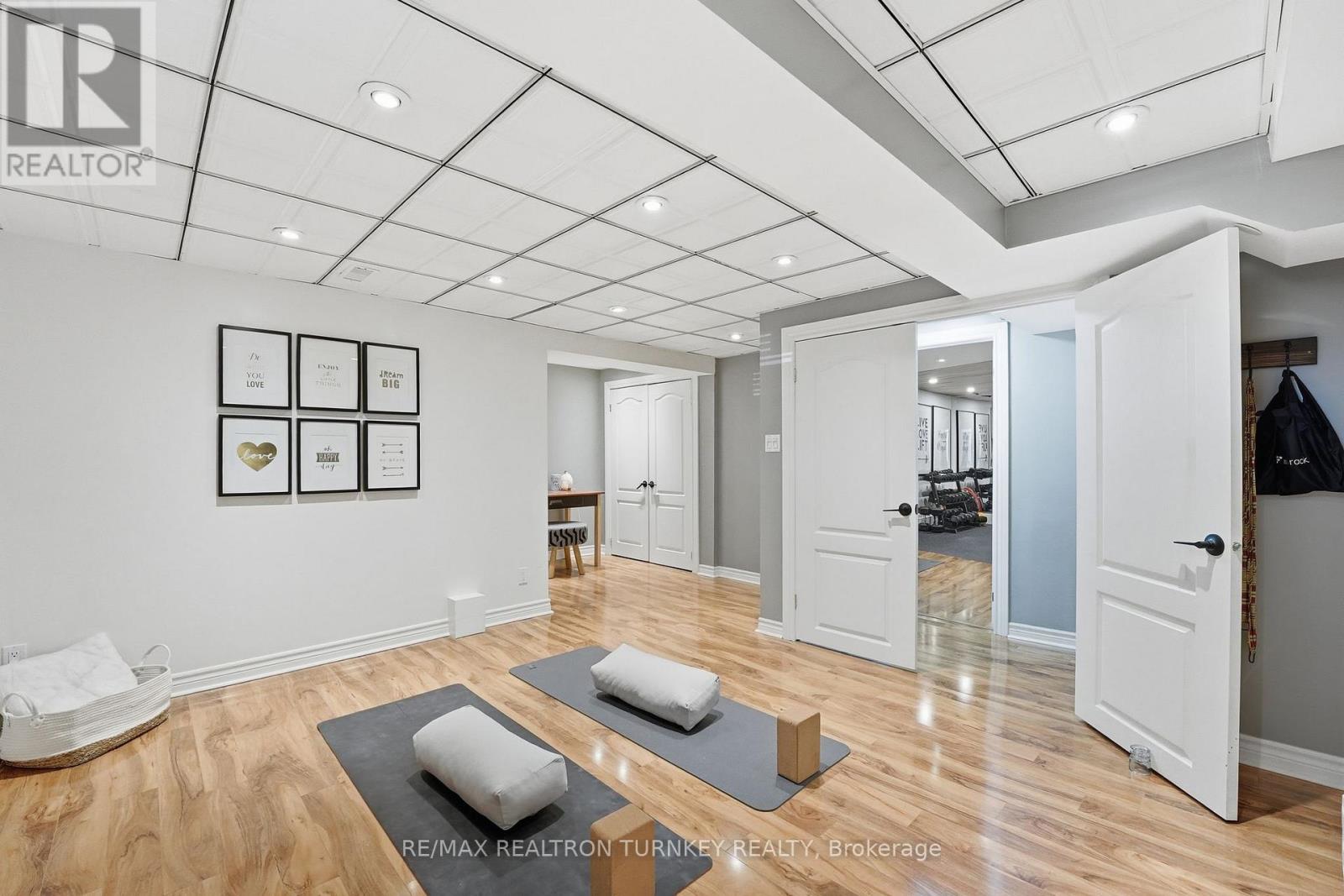 818 EXCELLER CIRCLE - Image 36
