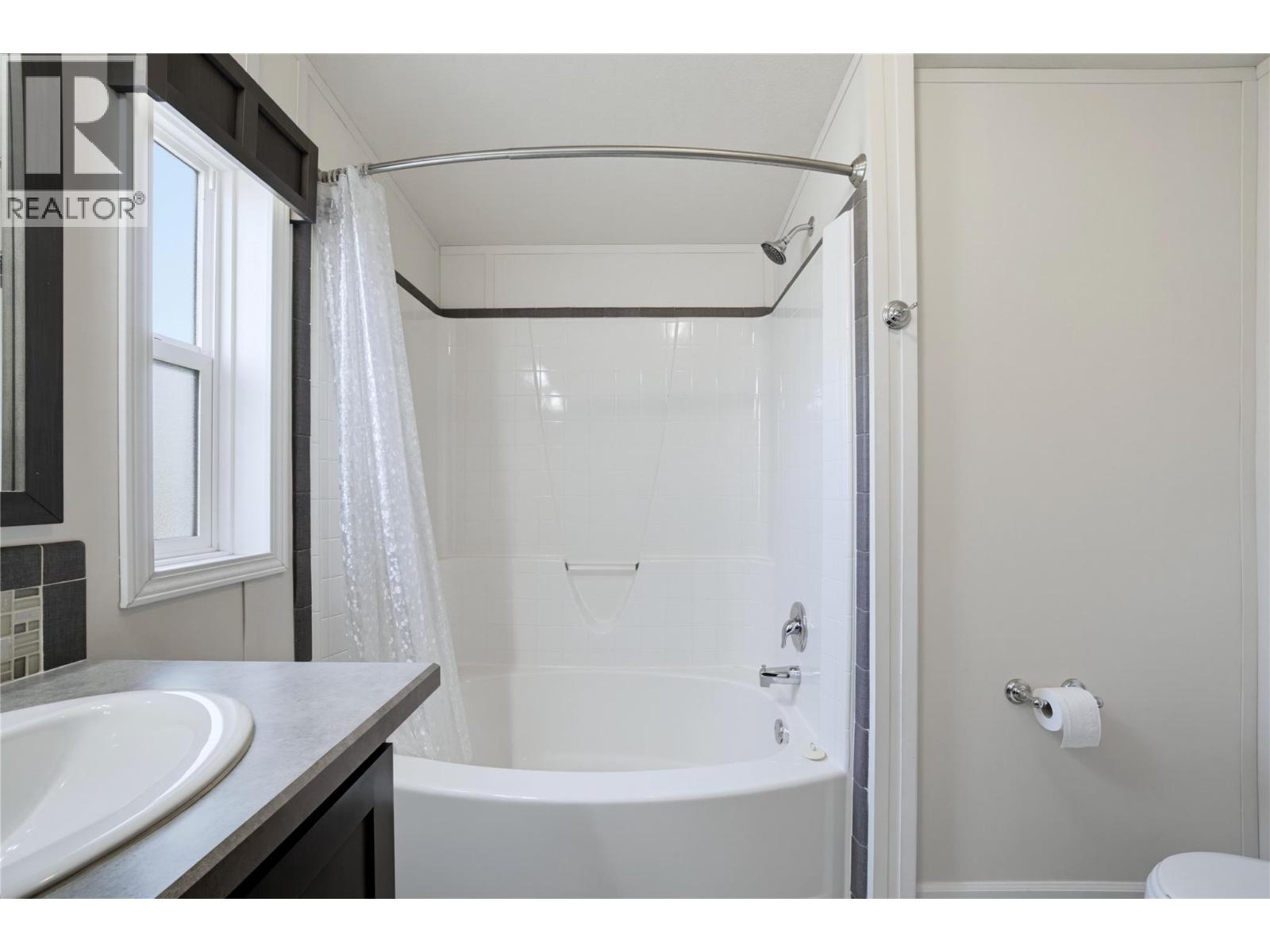 #28 4811 10A Avenue NE - 25