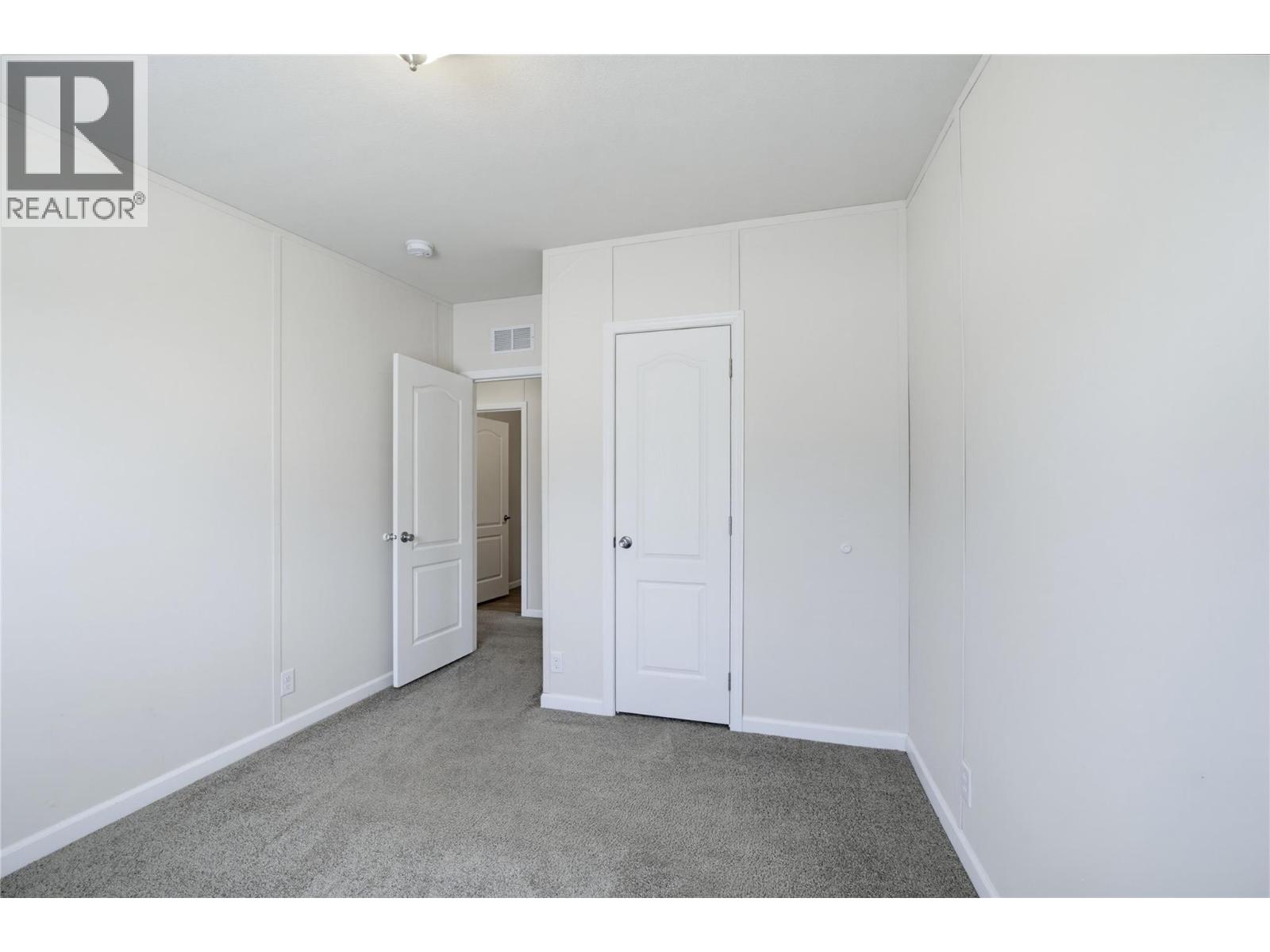 #28 4811 10A Avenue NE - 30