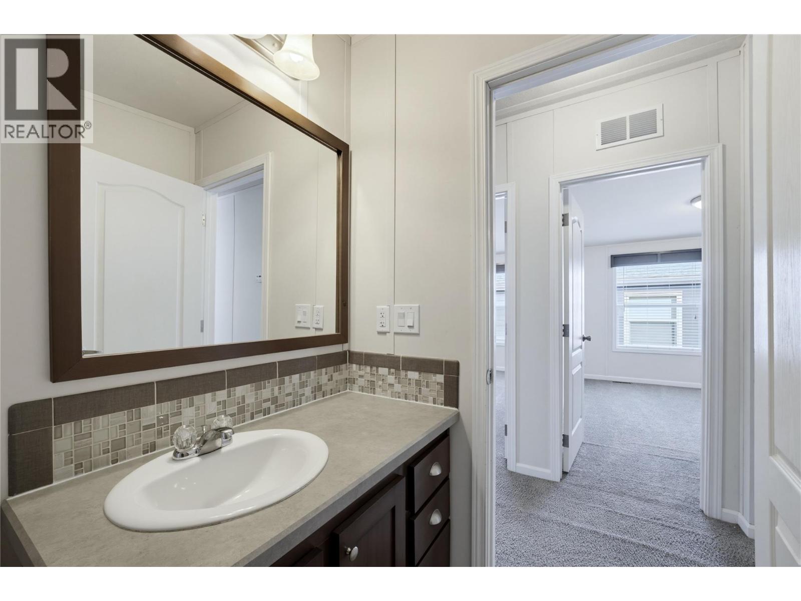#28 4811 10A Avenue NE - Image 32