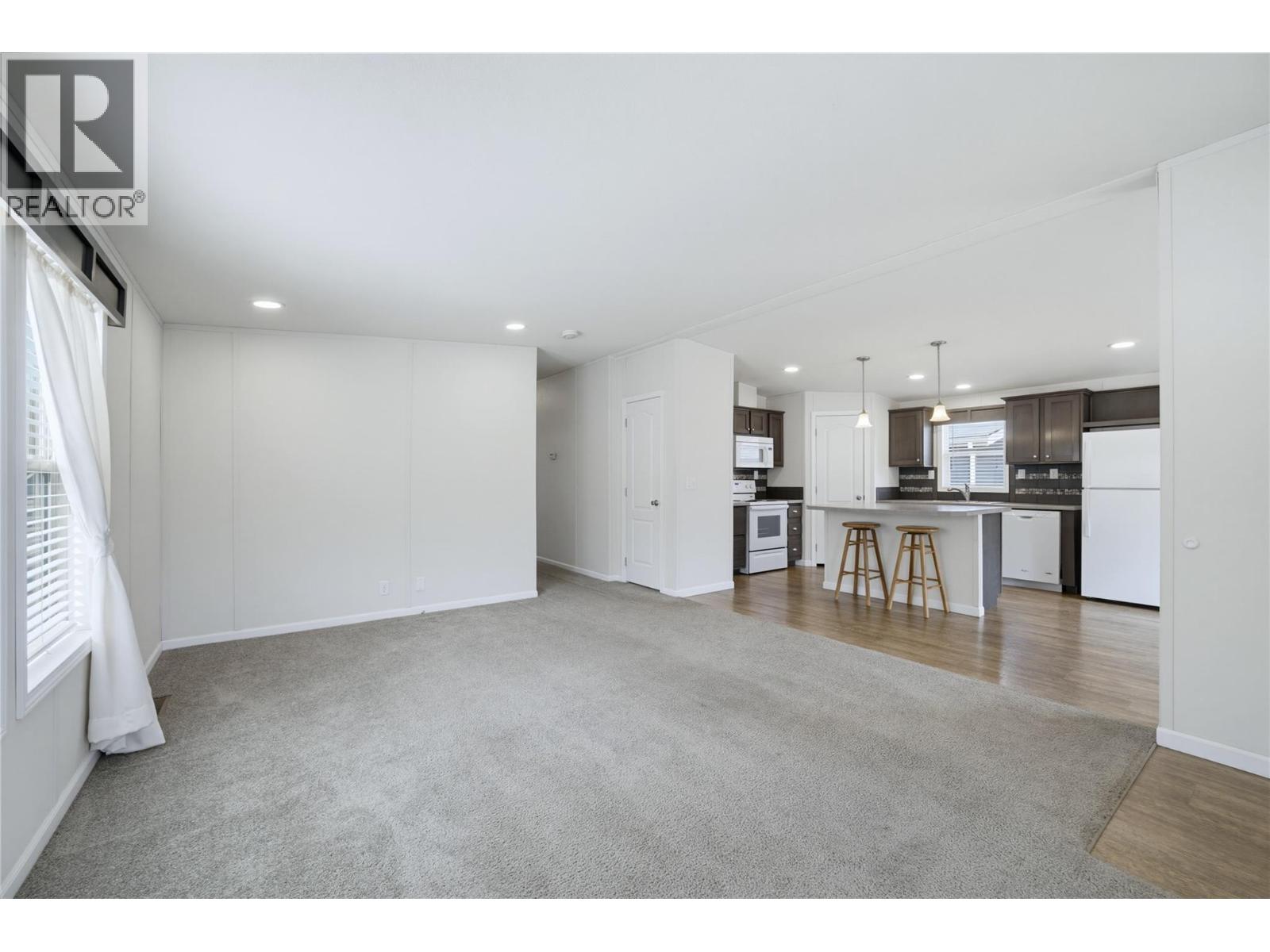#28 4811 10A Avenue NE - Image 5