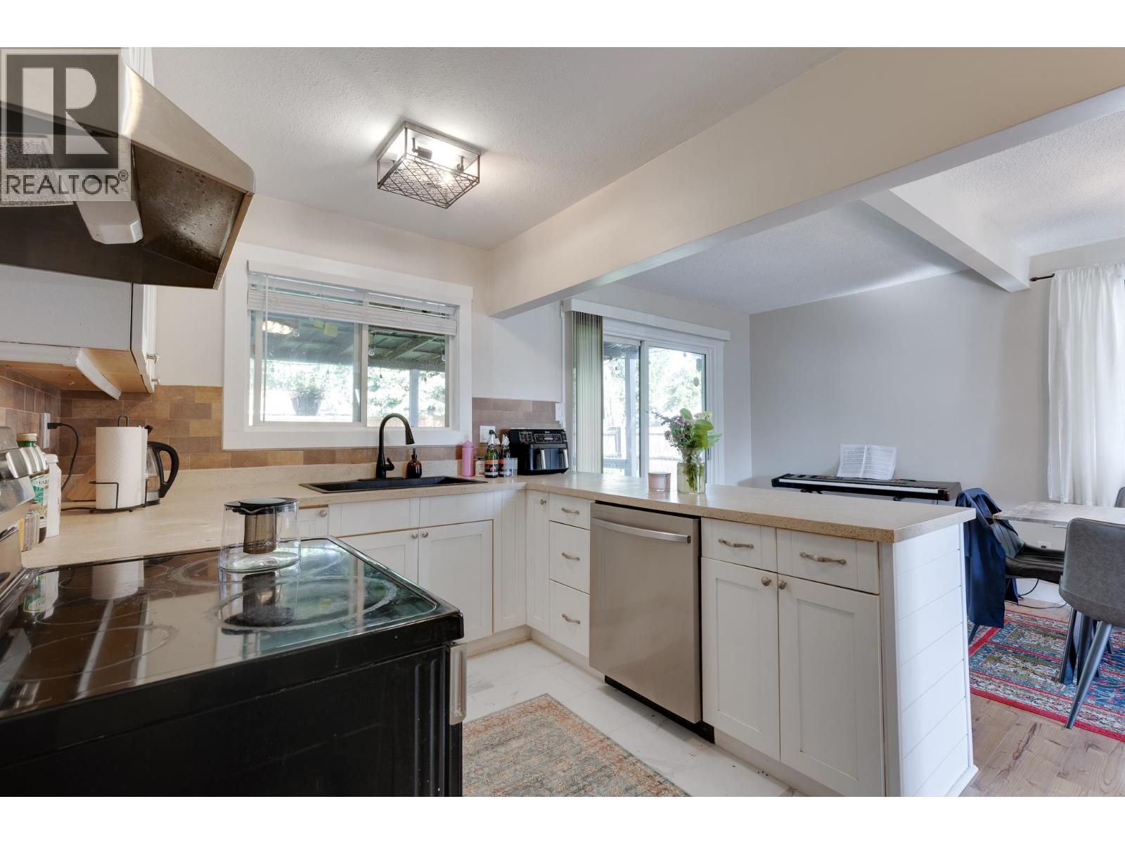 325 BOYD STREET - Image 23